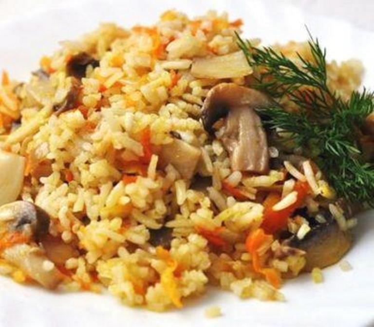 plov-s-gribami