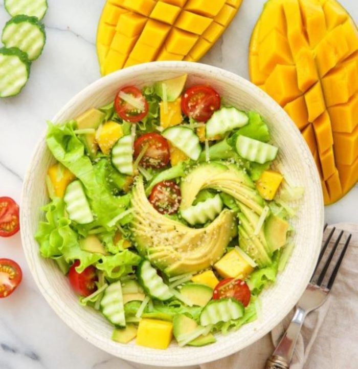salat-iz-mango-i-ovoshhej