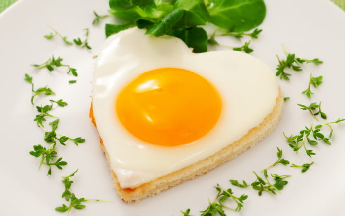1418912392_food_differring_meal_032787_