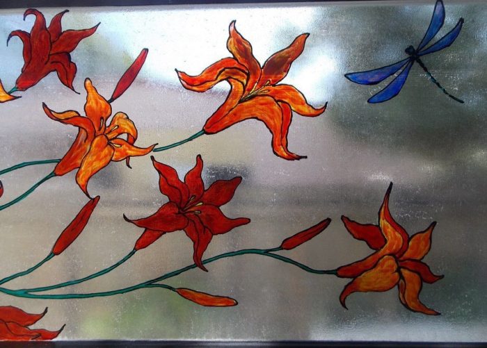 959f32ec3af8ab298b680645e4zb-dlya-doma-i-interera-oranzhevye-lilii-i-strekozy