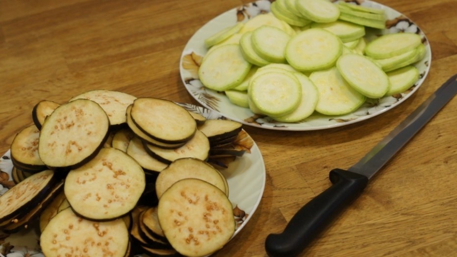 8ffaf10c-2935-3dd6-8041-4124beab3517