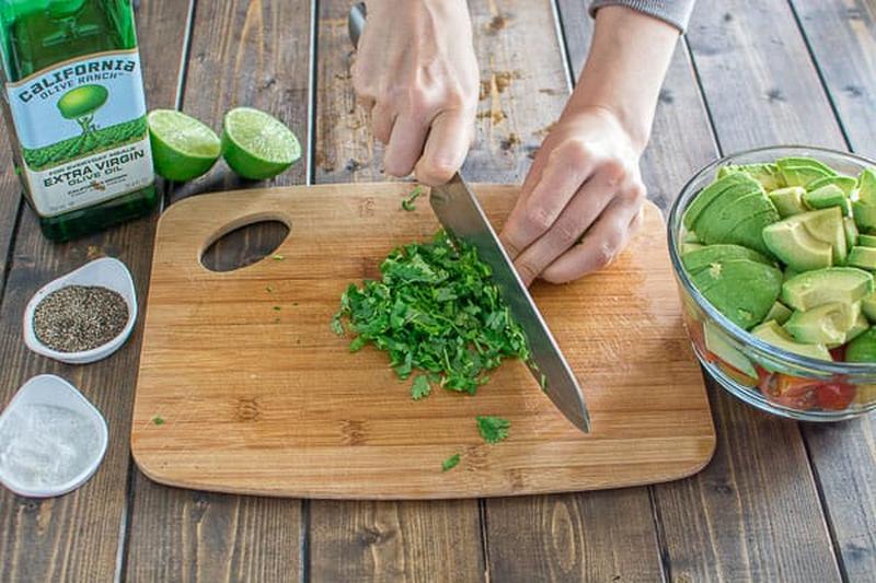 tomato-avocado-salad-4